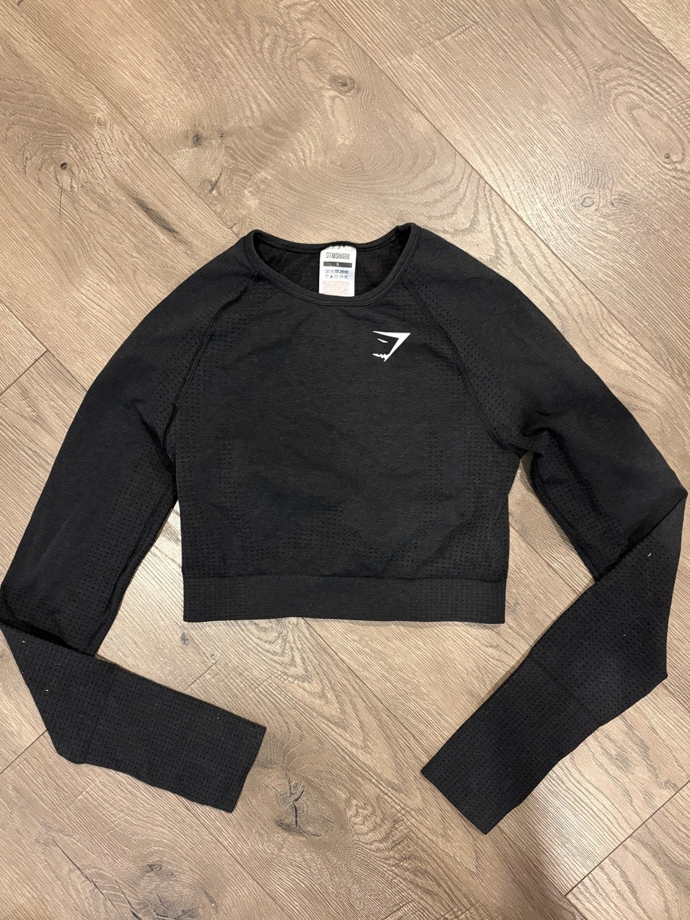 Gymshark Black Seamless Long Sleeve Crop Top